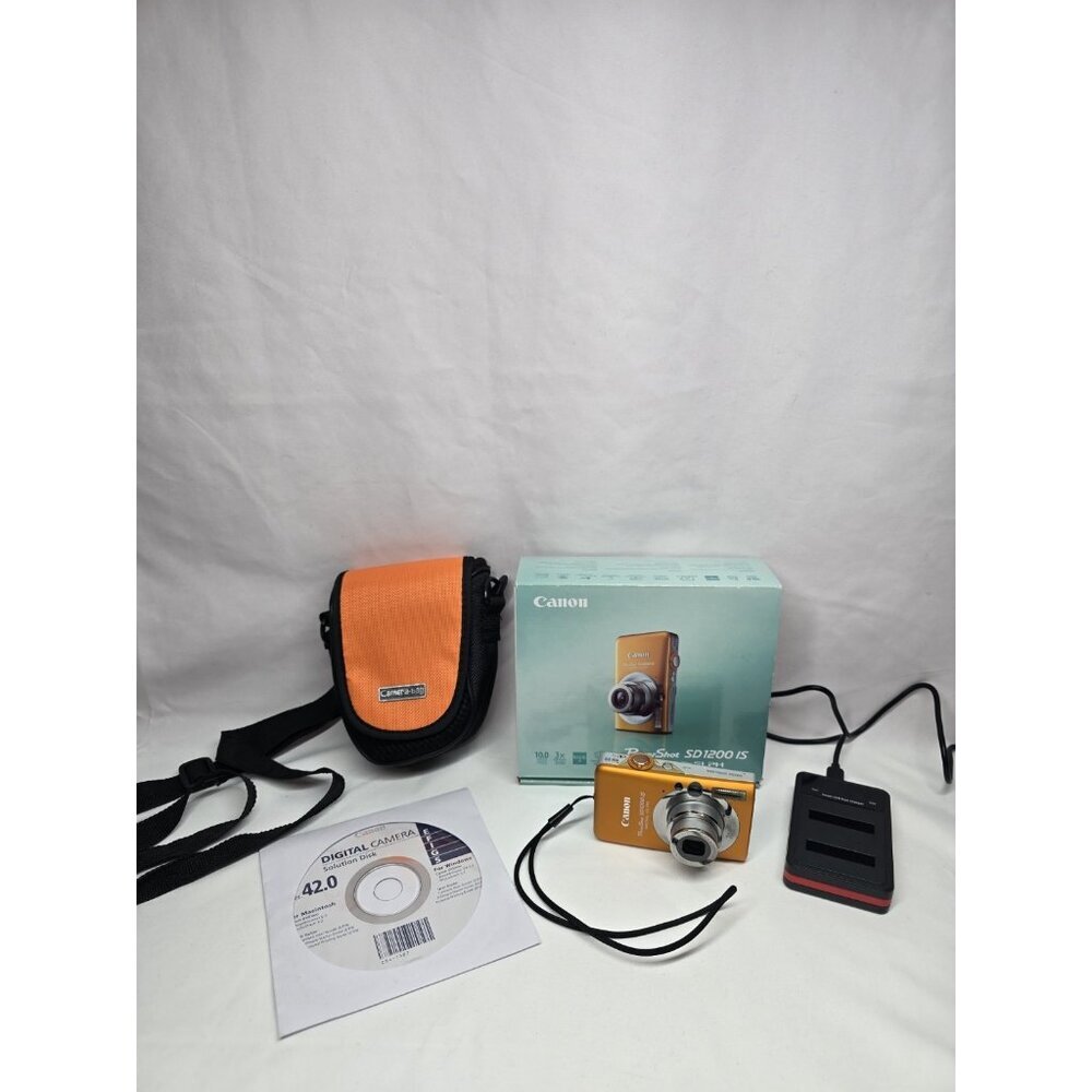 Canon PowerShot SD1200 IS Digital ELPH 10MP Camera Orange With New Battery
